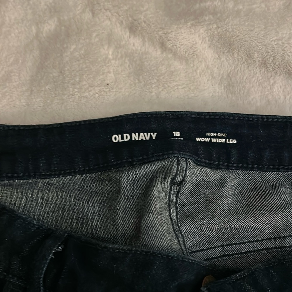 Old navy wide leg stretch jean size 18
